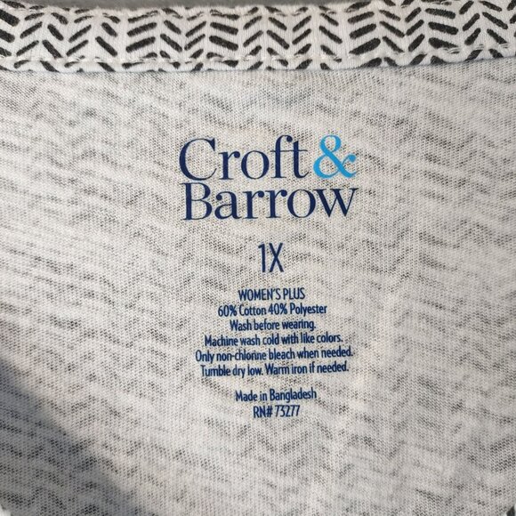 Croft and Barrow Womens Henley Top 1X Black White Print Roll Tab Sleeve Classic‎ - Picture 2 of 9